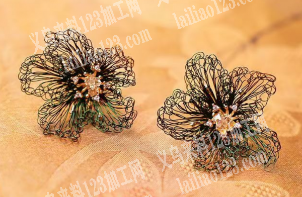 有铁丝花的手工活外发，如图，寻找会做的加