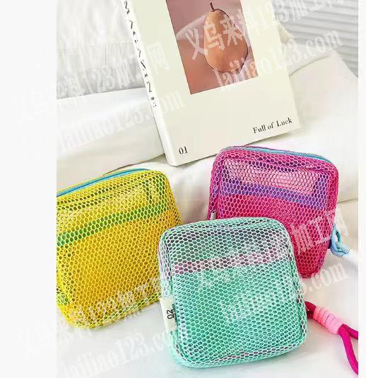 采购网格布，，如图箱包的布料供应商联系我