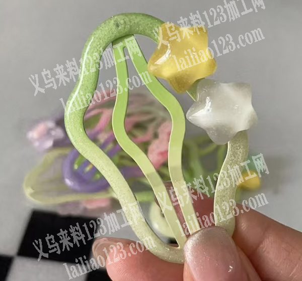 这个系列的发夹，大量要货，寻找厂家，。请