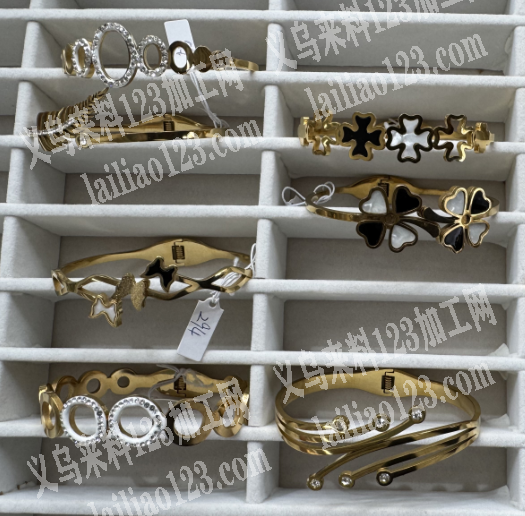 多款手镯订单，如图，寻找专业做合金手镯的