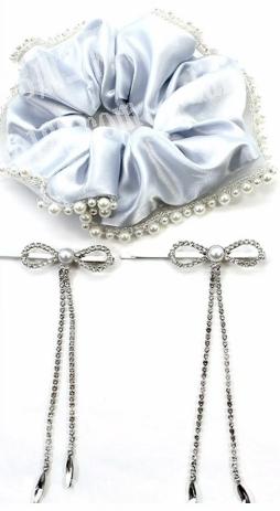 寻找谁家是专业做这个饰品的，成品订单。有