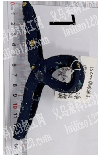 抓夹上面缠绕布条的手工活外发加工，寻找会
