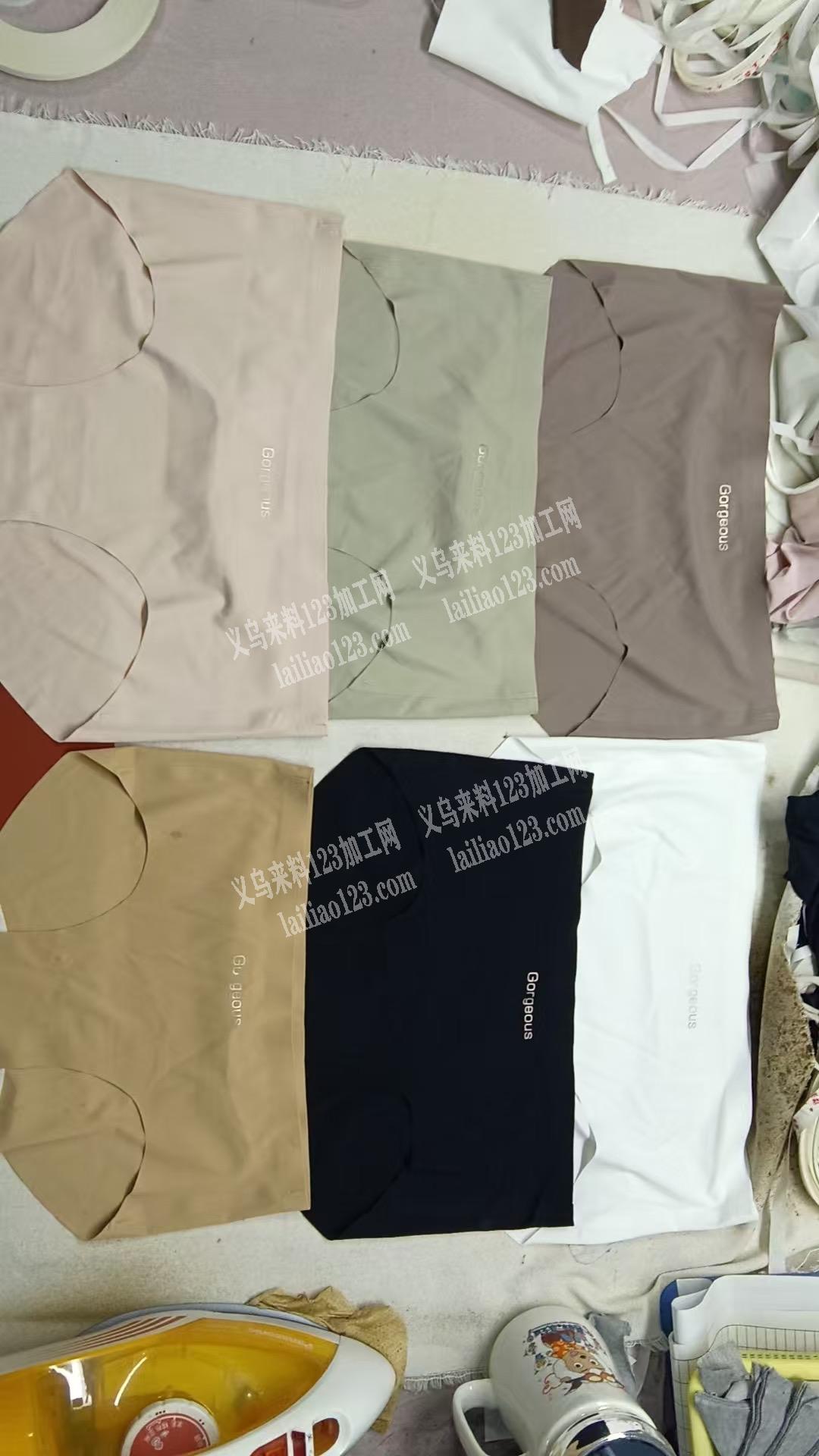 无痕贴胶内裤加工，可来料加工。也可包工包料。日产5万件