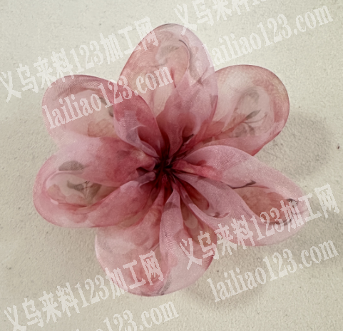 烧花边+手缝花朵的手工活外发加工，寻找会