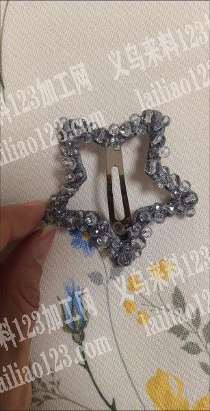 大量手工穿珠缠绕发夹的手工活外发加工，寻