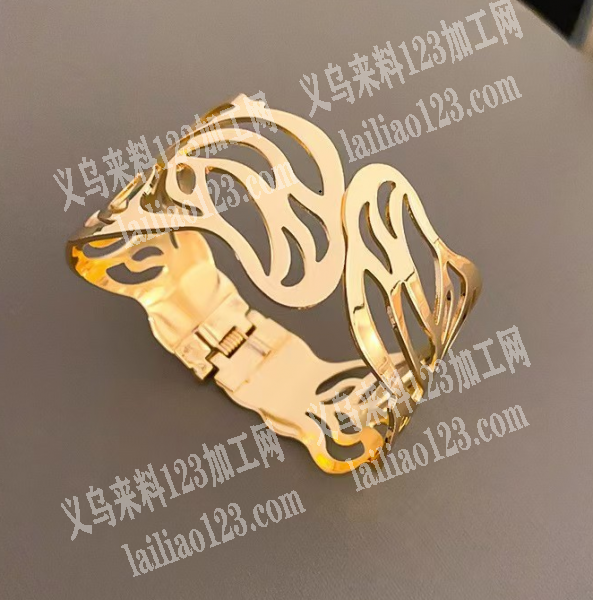 寻找专业做手镯的工厂合作，如图几款铁手镯