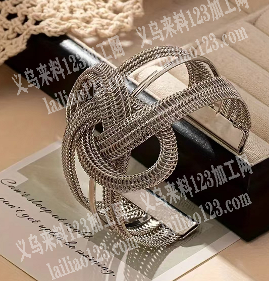 铁手镯订单，如图，寻找专业做手镯的工厂合