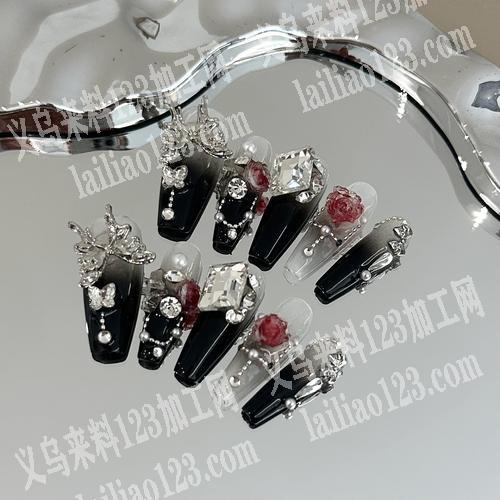 本厂承接，发夹，配饰，项链，手镯，穿戴美甲，十字绣，粘钻有意