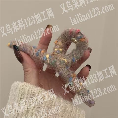 抓夹缠绕的手工活，如图，寻找会做的手工活