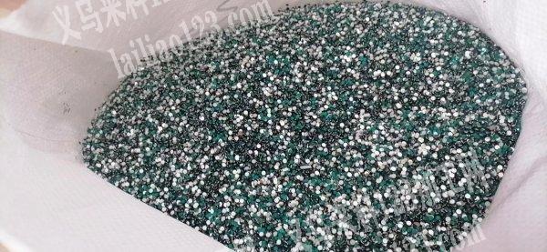 库存处理。如图。5吨裸钻和平底钻、部分水