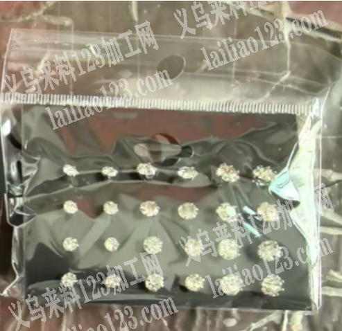 多卡耳钉上卡+包装的手工活外发加工，寻找