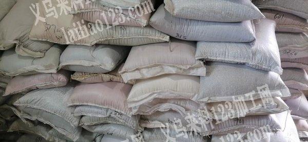 处理：工厂倒闭～5吨裸钻和平底钻、部分水