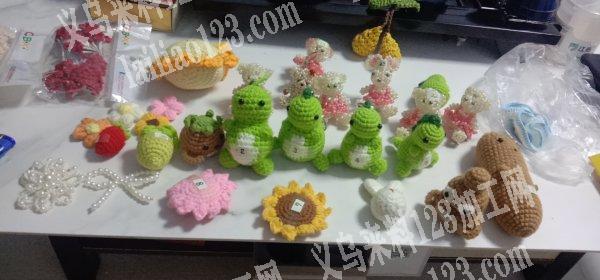 朝鲜加工厂承接手工编织，钩织，串珠等手工活