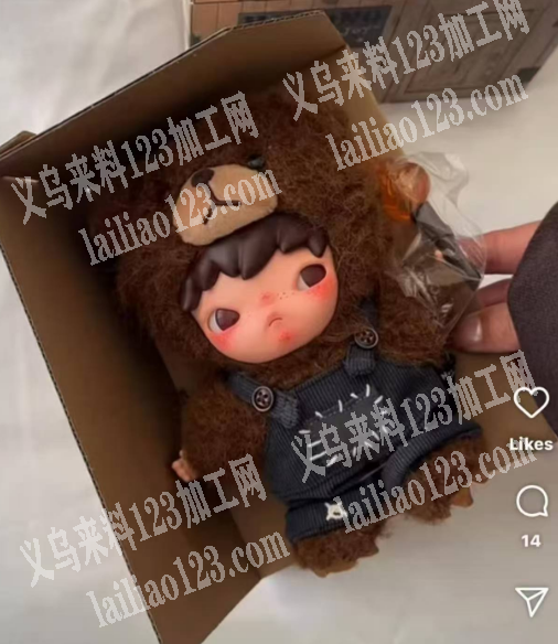 采购如图爆款娃娃，毛绒娃娃厂家有吗。如图