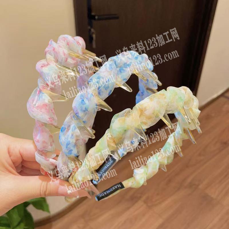 大量布艺缠绕的发箍订单，如图，寻找成品工