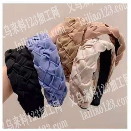 采购如图布艺发箍，寻找成品。请联系详谈，