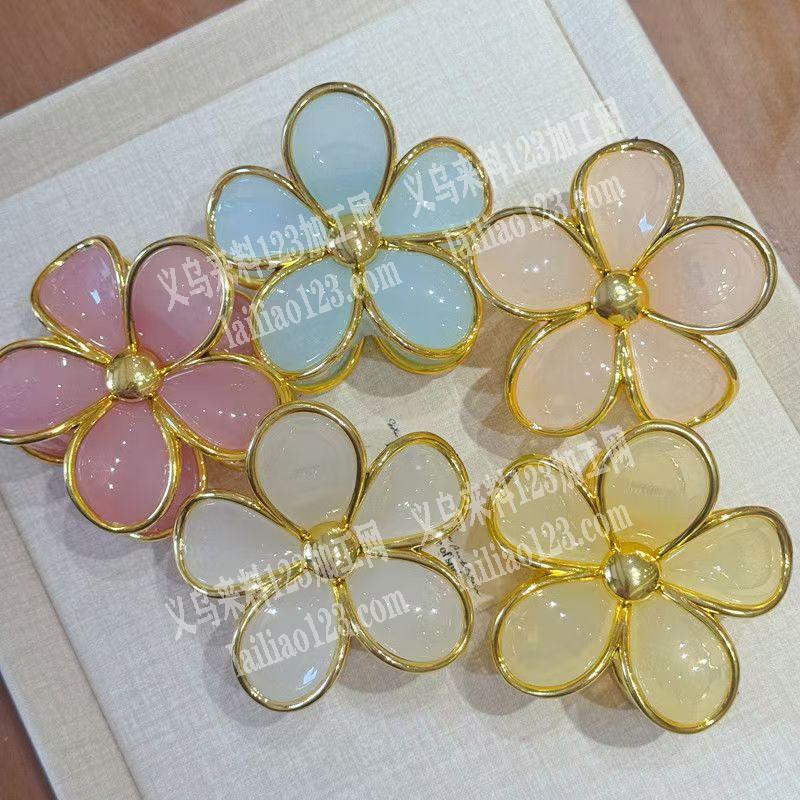 公司有爆款抓夹订单，如图，寻找这个发夹的