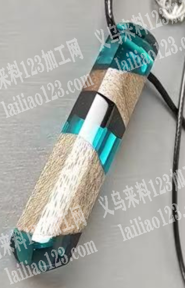 如图吊坠树脂和木头结合的，寻找源头工厂，