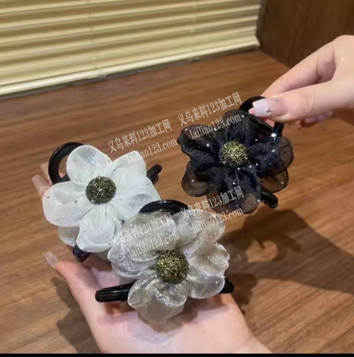 每月需求20万，如图网纱花朵发夹。太阳花