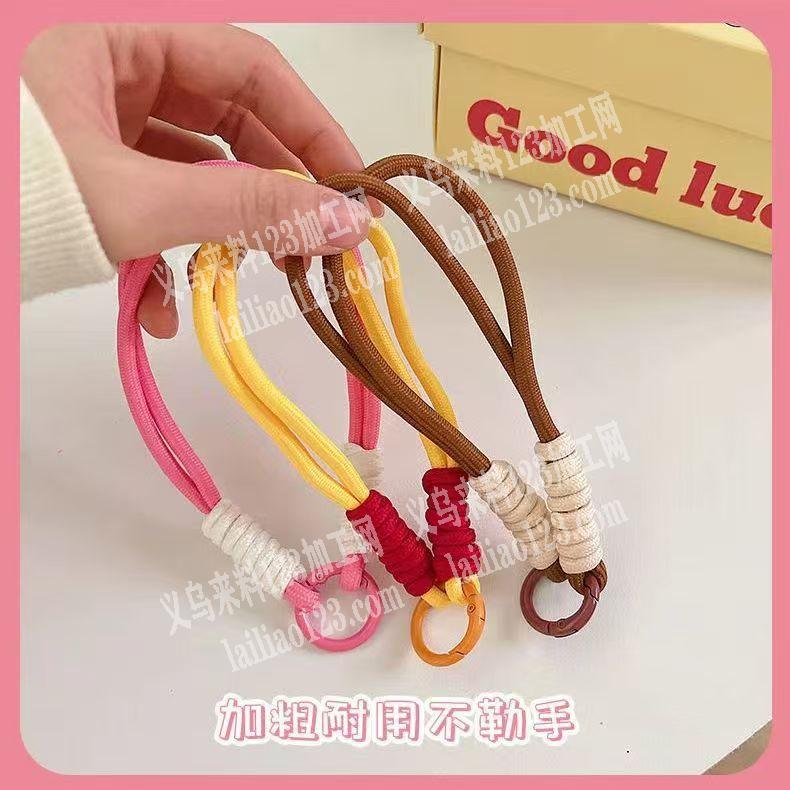 大量挂绳编织打结的手工活外发，如图，寻找