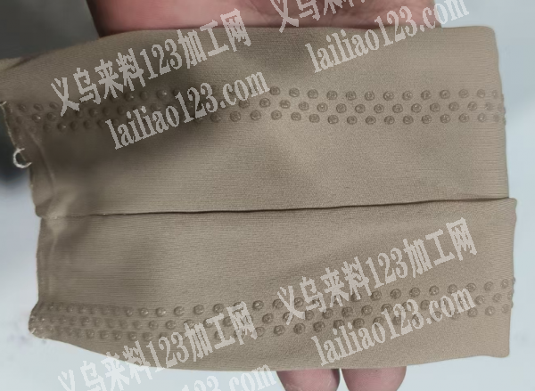 滴胶外发加工，如图，寻找滴胶的加工厂，请