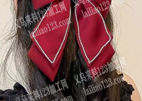 布艺蝴蝶结上面粘钻外发加工，寻找专业做粘