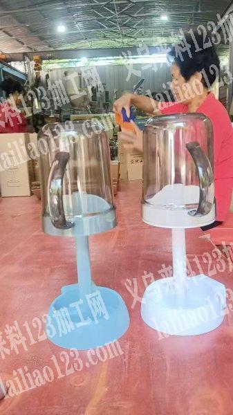 这个杯子塑料杯子有订单，寻找有现货的工厂