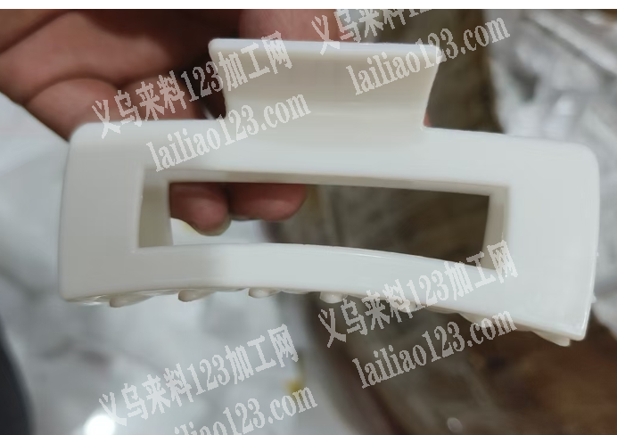 塑料抓夹订单，如图，寻找工厂，请联系详谈