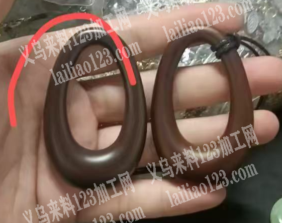 项链的吊坠订单，如图，这样的寻找工厂。请