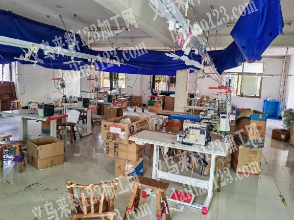 承接各种爆款纯加工，平车，拷边，双针，帽