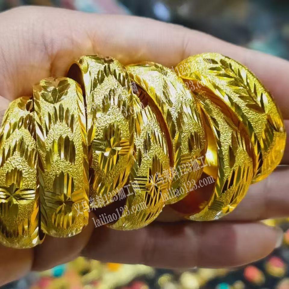 外贸公司手镯饰品订单，如图，诚寻如图这个