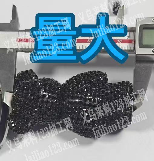 大量粘胶手工活外发，粘爪链的。寻找会做的