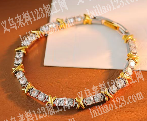 这个手镯有订单，寻找厂家，有意者，请联系