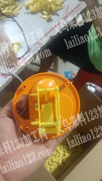 手工活外发，量大，能做到年底，只在义乌做的组装玩具货量大能做