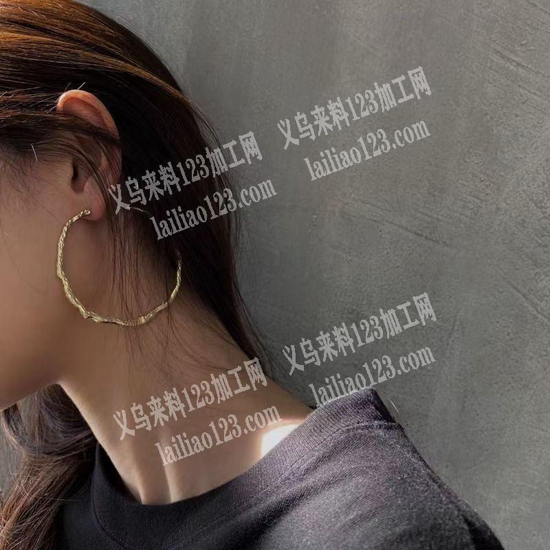 大圈耳环订单，如图，材质不锈钢的。寻找工