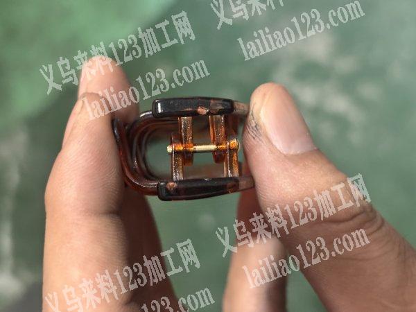 发夹上插销手工活外发，外发发夹上铆钉手工
