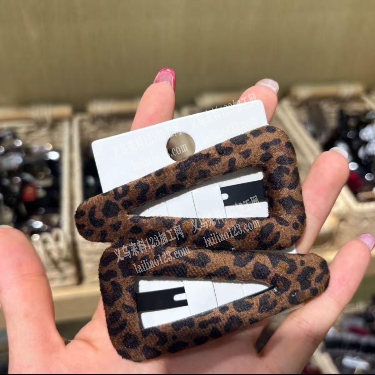 大量包布发夹加工活外发，如图，寻找加工厂