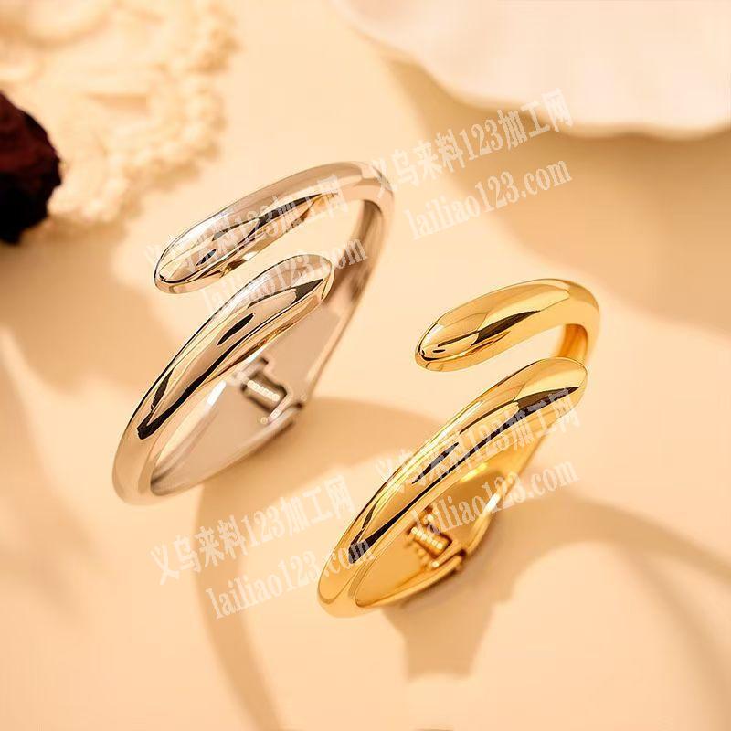 合金压铸的饰品订单，【找钢模】寻找合金压