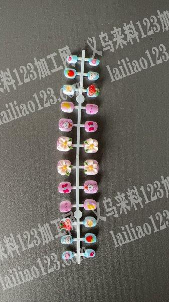 承接各种美甲点钻 装盒吊卡