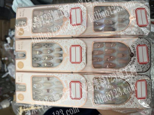 承接各种美甲点钻 装盒吊卡