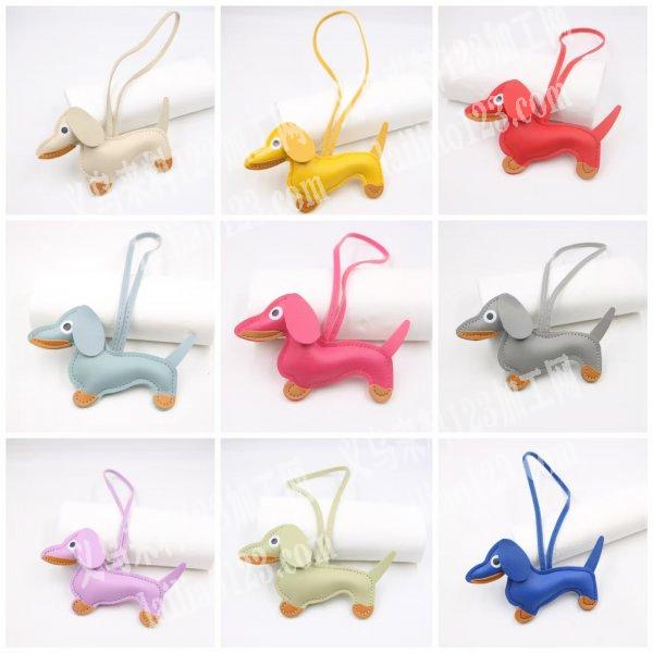 大量皮革挂件，单款5万，花样机加工活外发