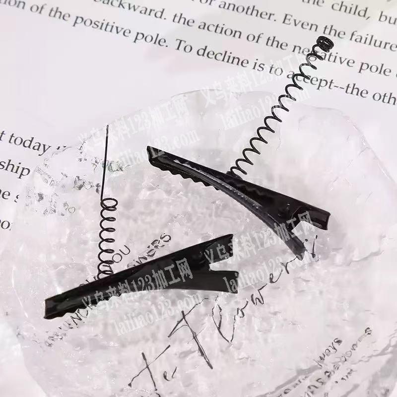 公司大量弹簧发夹订单，如图图片的发夹的源