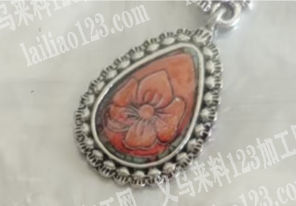 寻找生产如图吊坠的工厂，请联系详谈，有订