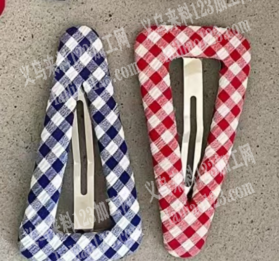 寻找布包发夹的成品工厂，有的请联系详谈。