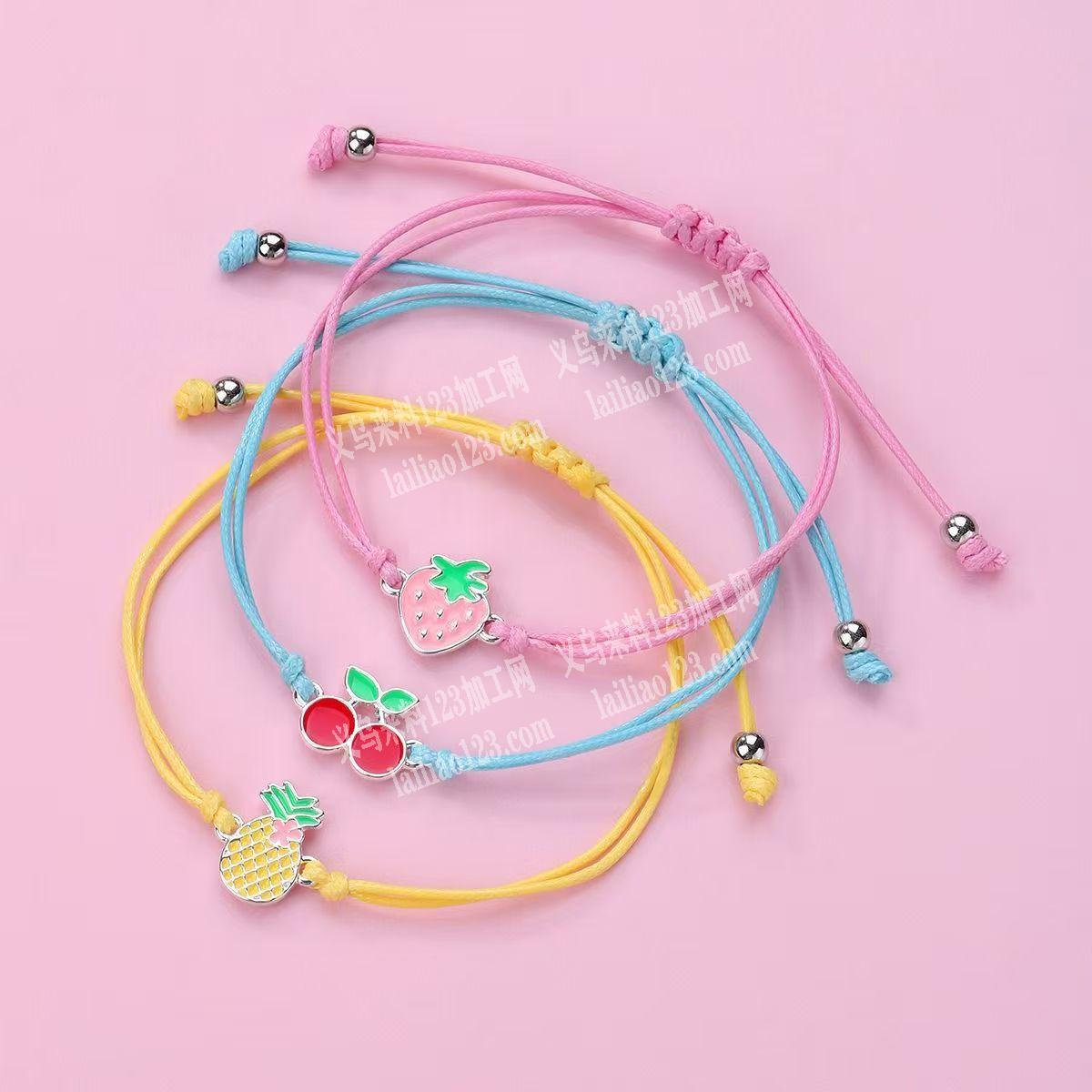 手链穿绳子+编织+打结的手工活外发加工，