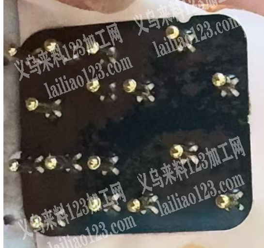 铜微镶外发加工，如图，寻找专业做铜微镶的