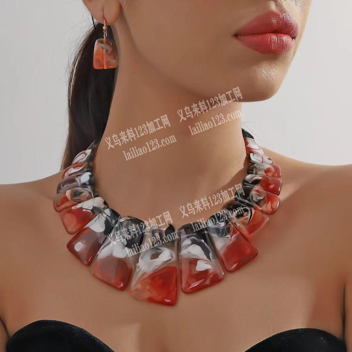 树脂精致夸张几何款式项链订单，成品订单，