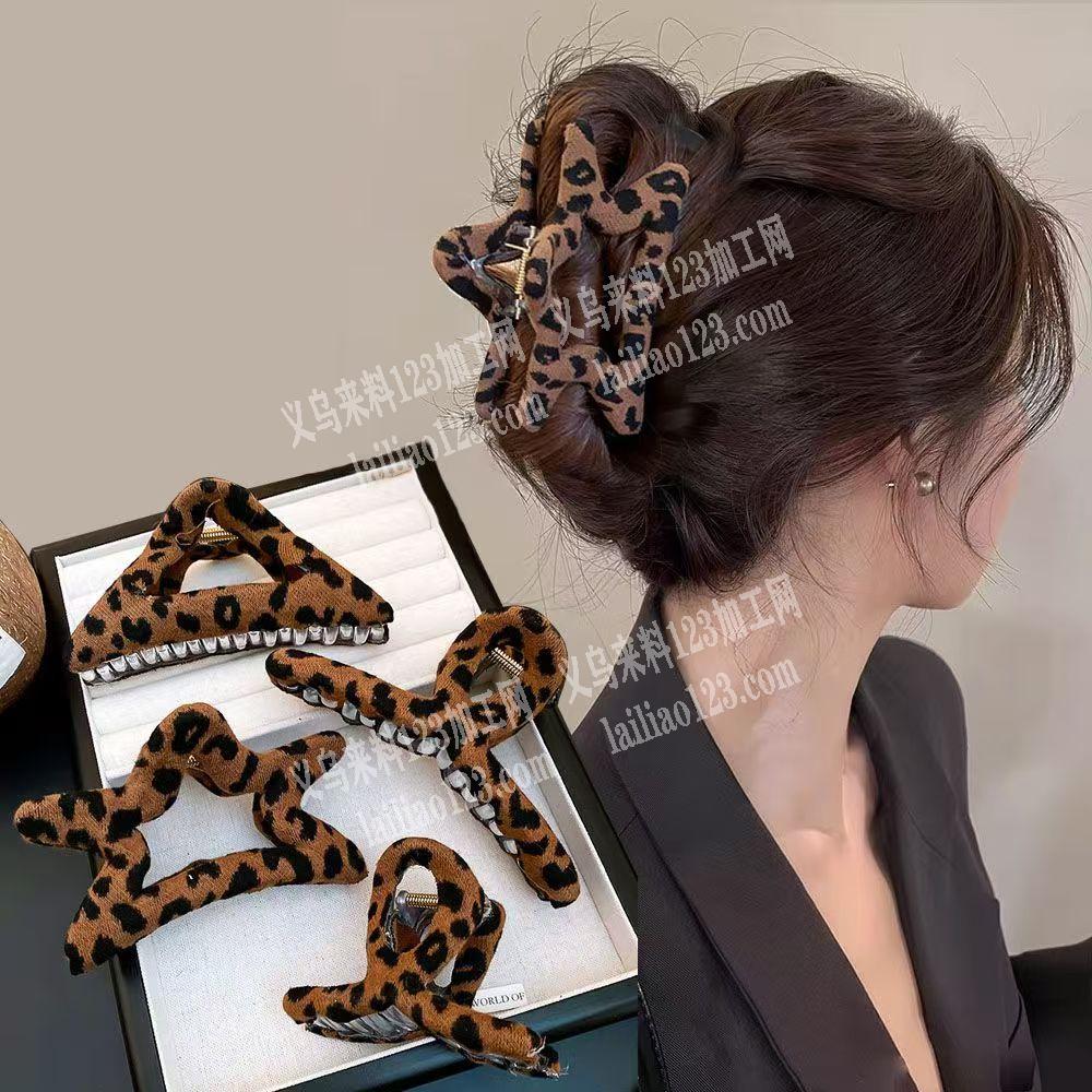 抓夹粘胶，粘布的手工活外发，寻找会做的手