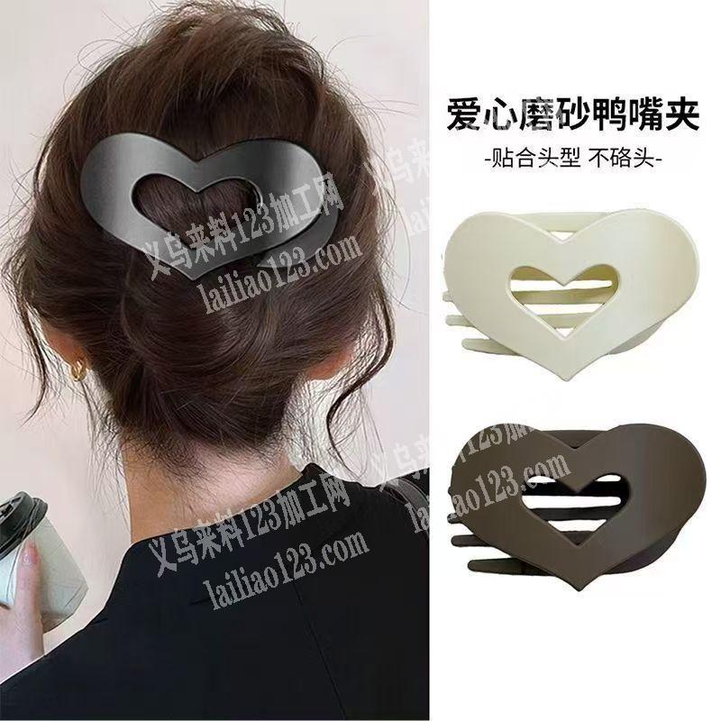 爆款发夹订单，塑料的，如图，寻找工厂，请