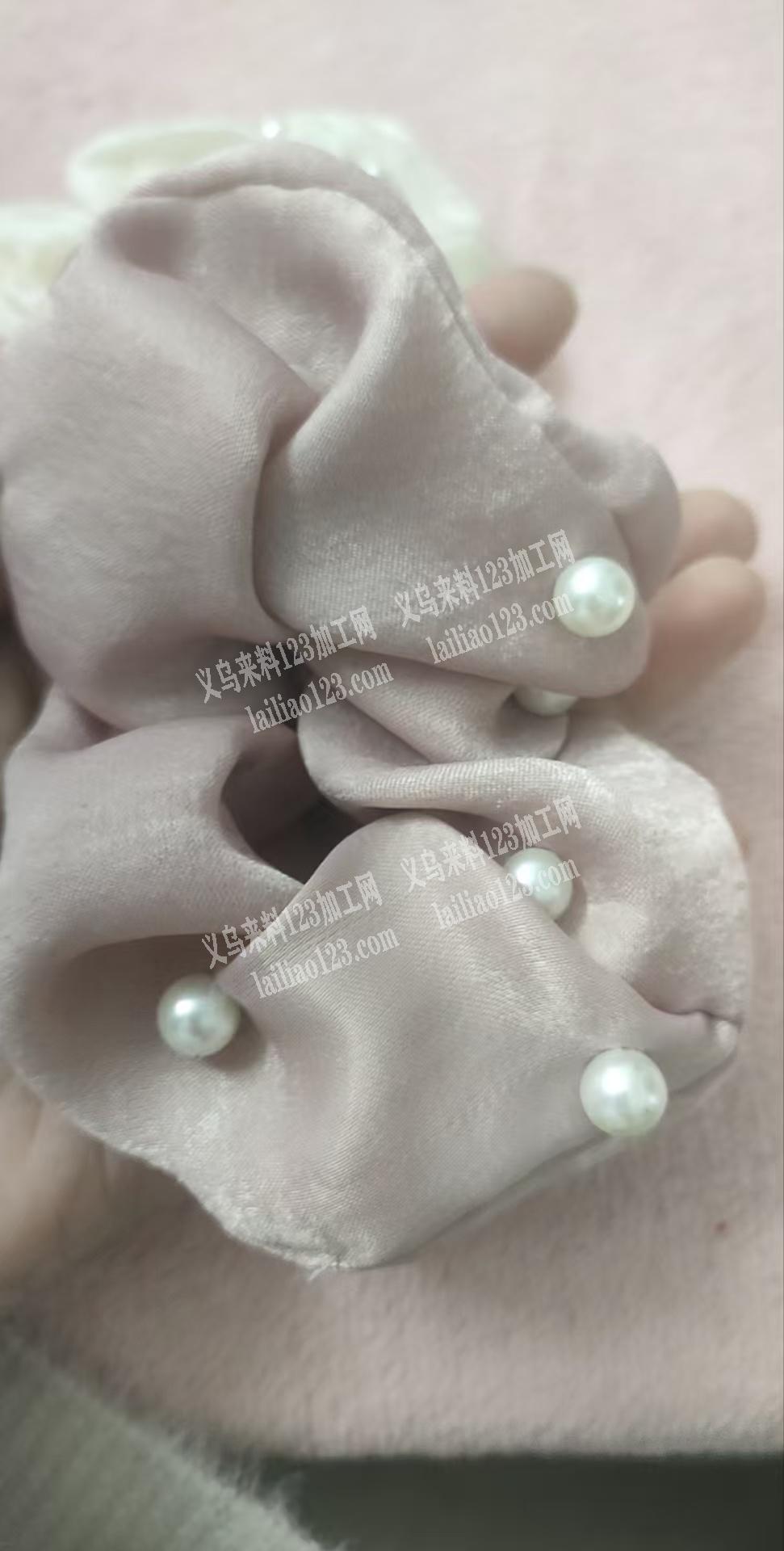 发圈钉珠外发加工《发外地做》寻找外地钉珠